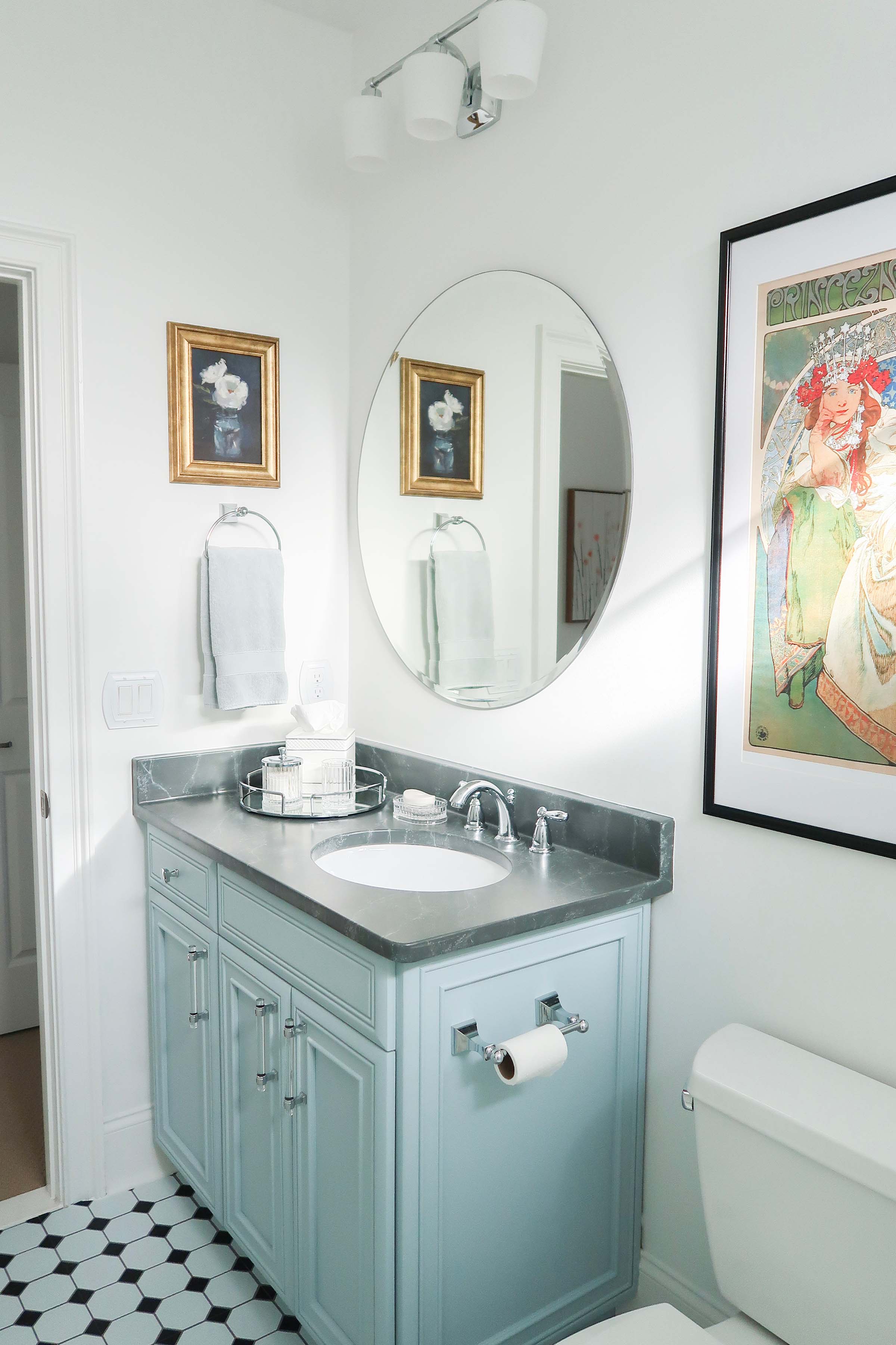 new-vanity-light-polished-chrome-niebla-azul-sherwin-williams-bathroom-cabinet-round-mirror_WEB