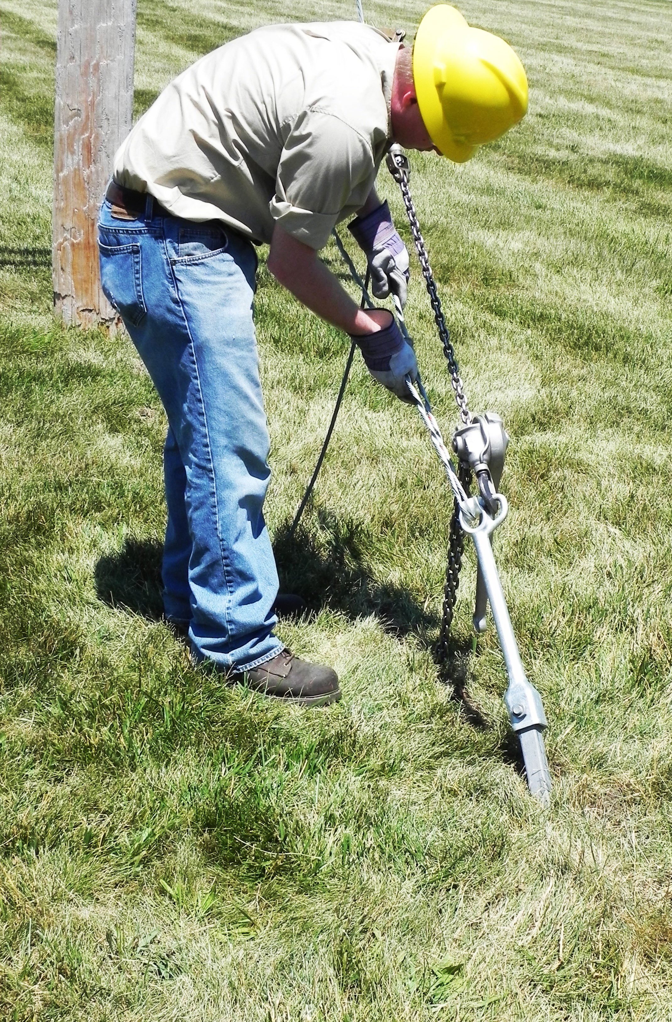 12 Steps to Install Earth Anchors: Round Rod and SS Anchors
